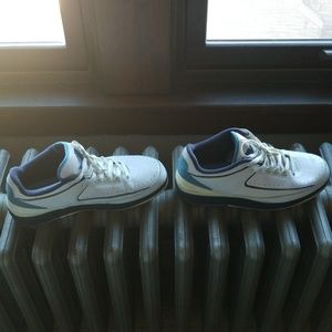 Air jordan 2 low UNC